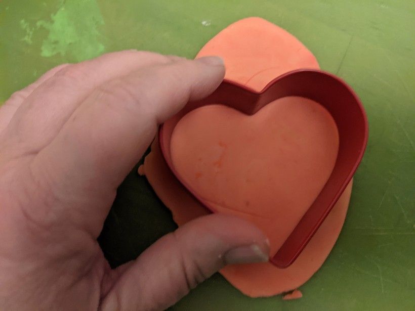 Clay hearts: step 8
