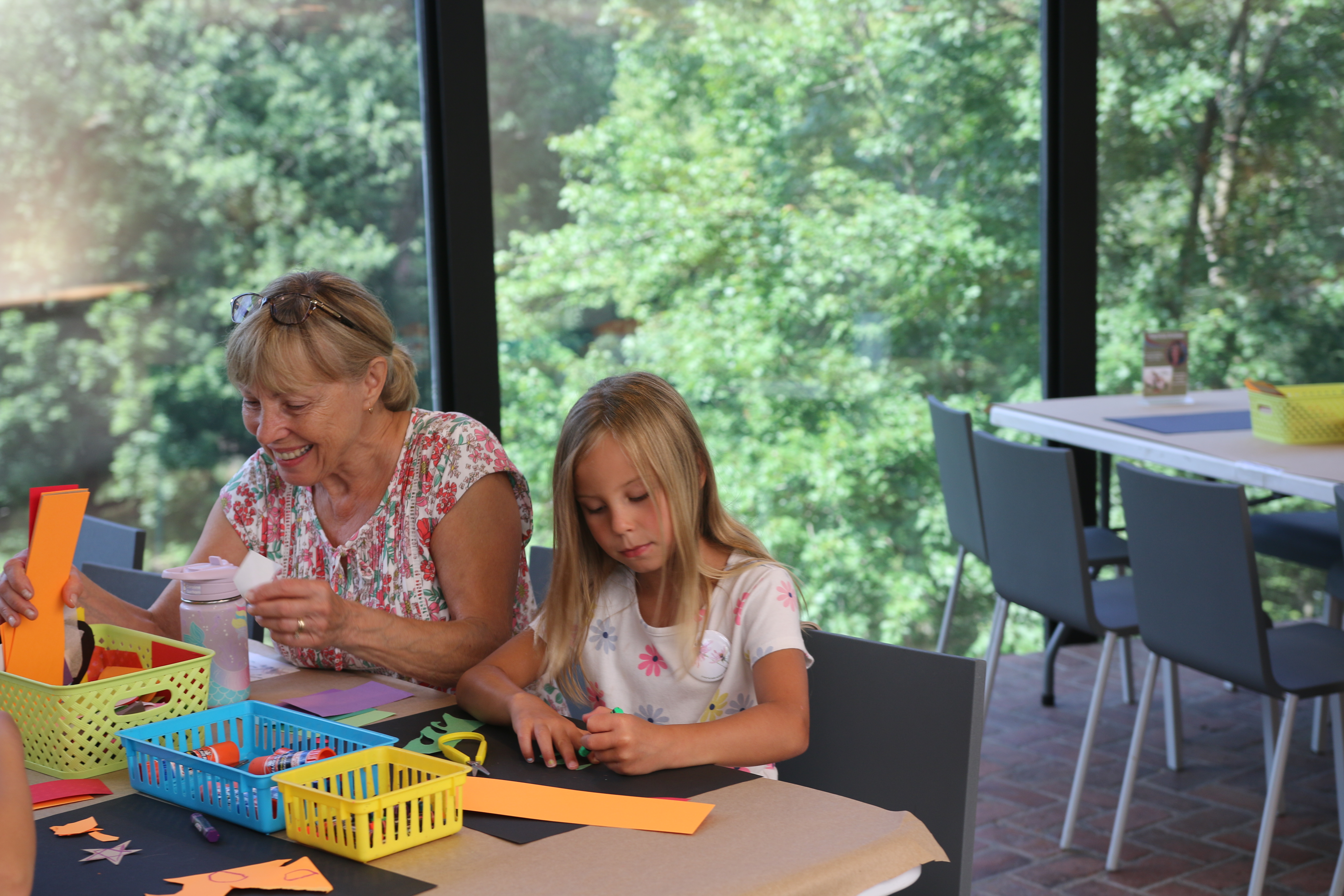 Kids making art