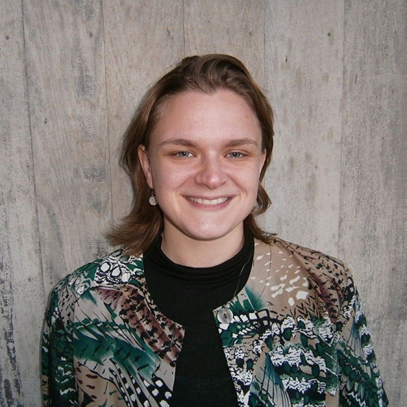 Emma Heffer square headshot