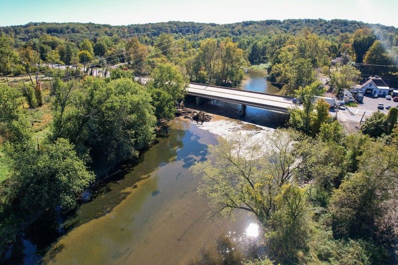 Aerial view of Brandywine Creek during final stages of dam removal. Photo by Craig Thomas / Chester County Water Resources Authority